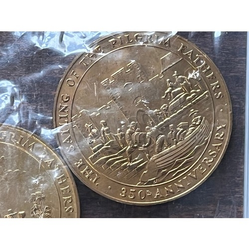 458 - 350th anniversary of the sailing of the pilgrim fathers medallions, Boston and Southampton 1620 to 1... 