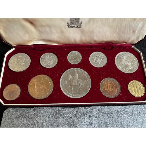 470 - Elizabeth, the second. 1953 coronation, coin set boxed,