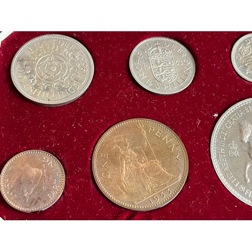 470 - Elizabeth, the second. 1953 coronation, coin set boxed,