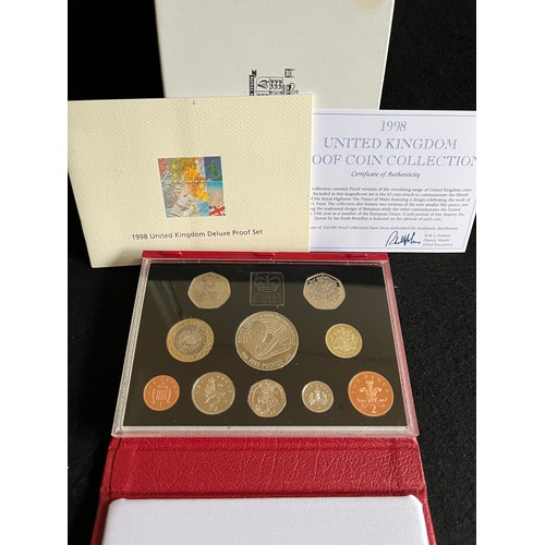 522 - 1998 UK coin proof set boxed with certificate,