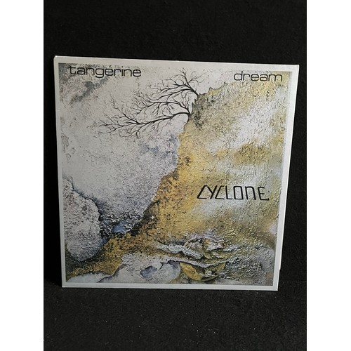 1817 - Tangerine dream. Cyclone, virgin records version 2097