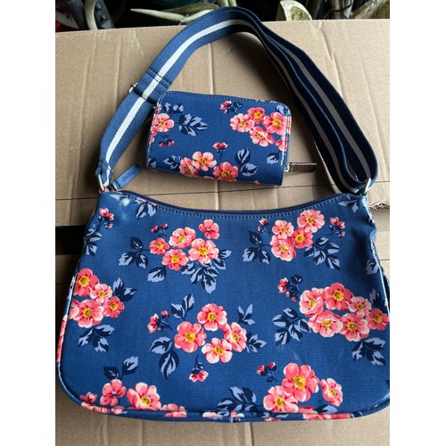 129 - Cath Kidston handbag with matching purse