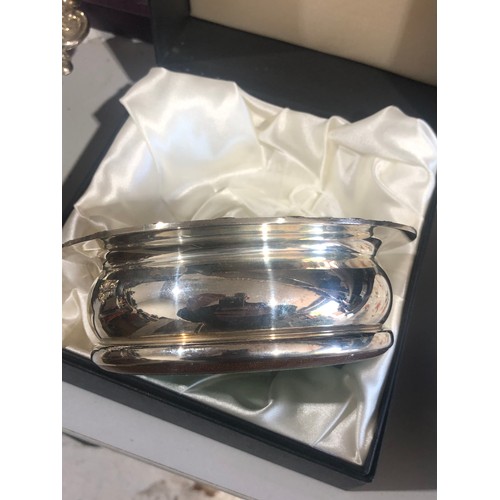 130 - Arthur Price silver plated bottle coaster in box