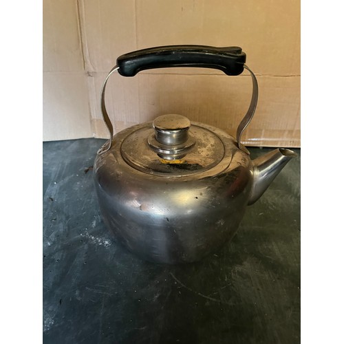 352 - Stainless steel kettle for hot plate or gas,