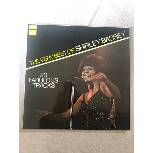 2 - The very best of Shirley Bassey. 20 fabulous tracks  Columbia  EMI records  SCX6569