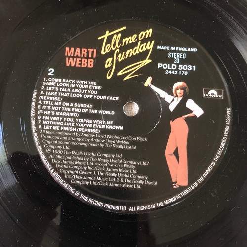 33 - Marti Webb. Tell me on a Sunday. Polydor deluxe. POLD 5031