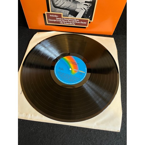 112 - Hoagy Carmichael sings Hoagy Carmichael  MCA coral rainbow series. CDLM8019