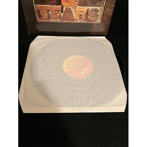 114 - Blood sweat and tears greatest hits. CBS 64803