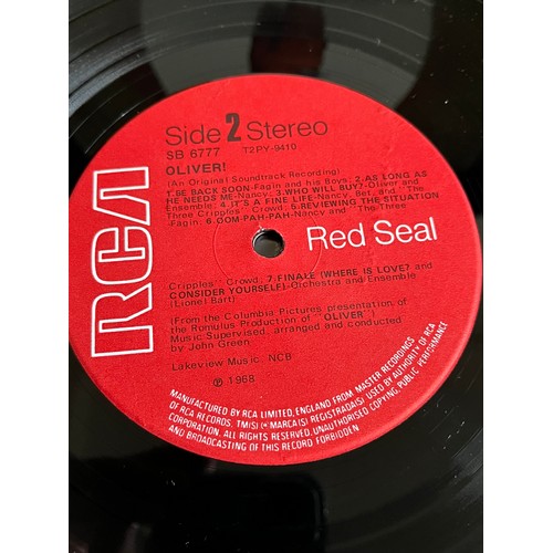 123 - Oliver,  originals soundtrack recording, RCA, Victor. SB 6777, stereo