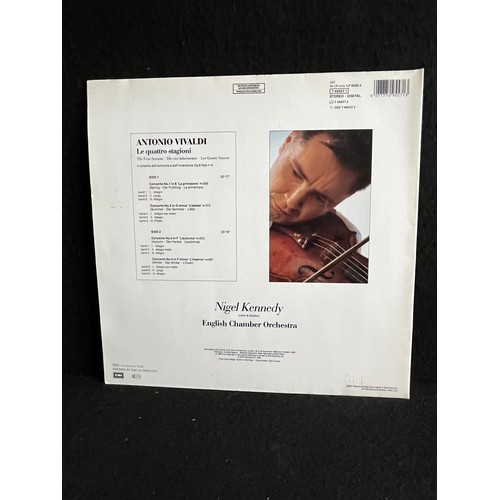 138 - Nigel Kennedy. Vivaldi, The Four Seasons. EL7 495571.