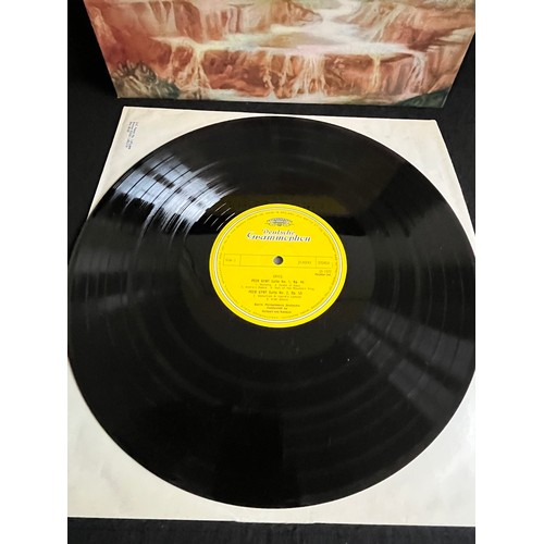 153 - Edvard Grieg. Peer Gynt-suites one and two stereo Berlin, Philharmonic, orchestra stereo, 2530, 243