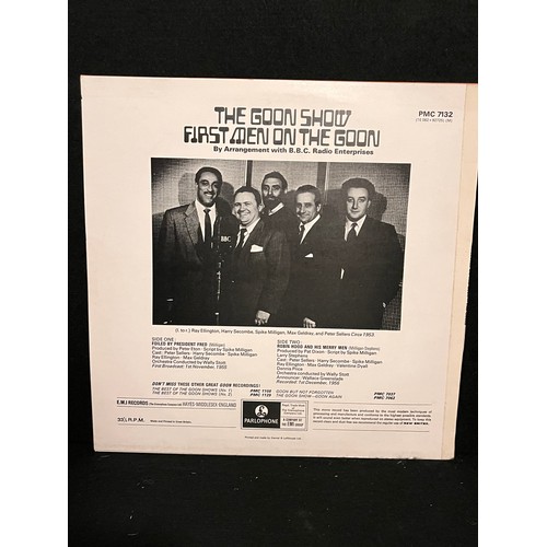 174 - The goon show. first men on the moon. EMI Parlophone PMC 7132,