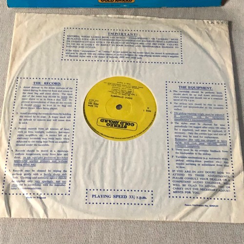179 - Disco dynamite. Non-stop hits for dancing. MER 404 Stereo gold award series