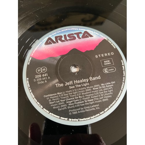362 - The Jeff Healey Band. See the light. Arista 209441