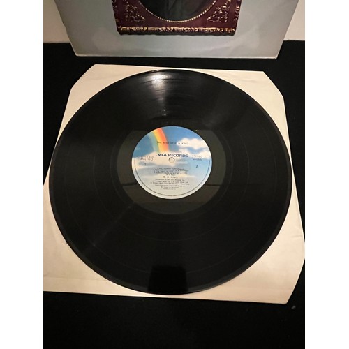 375 - B B King. The best of. MCL 1612