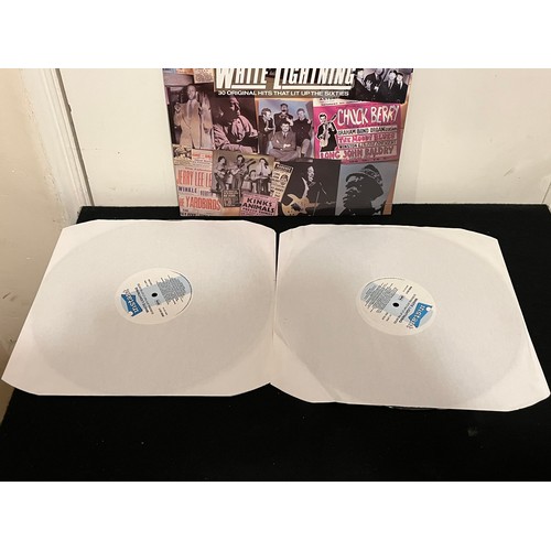 381 - White lightning 30 original hits that lit up the 60's. Double album. INSD-5017