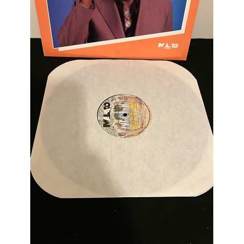 389 - Little Milton. Movin' to the country. Import. MAL-7445