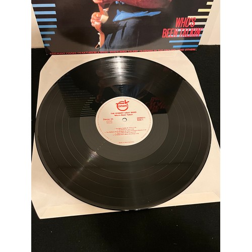 399 - The Robert Cray Band. Who's been talkin'. USA import. 2696011