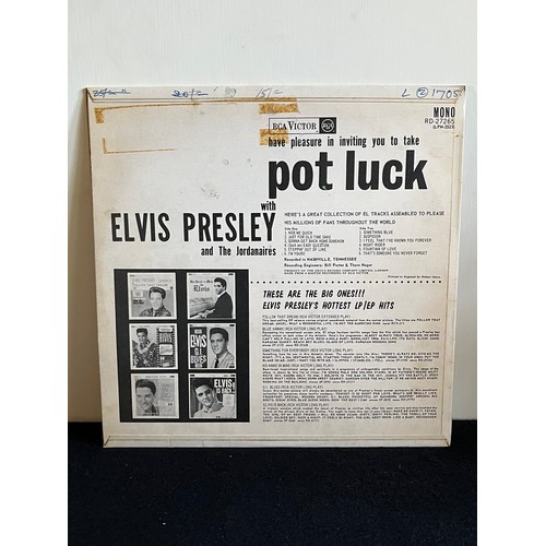 412 - Elvis. Pot Luck. RCA RD-27265