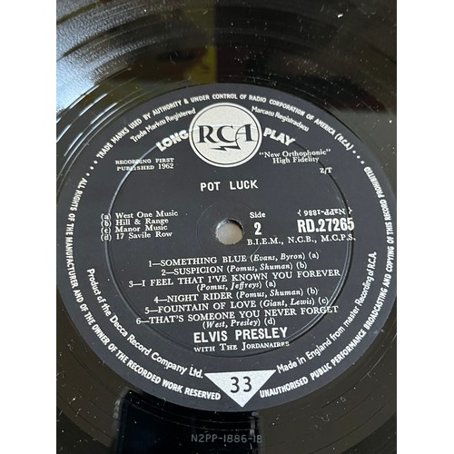 412 - Elvis. Pot Luck. RCA RD-27265