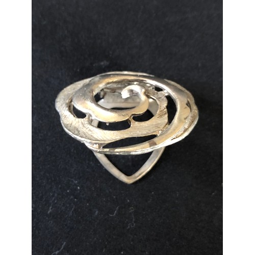 50 - Silver plated scarf clip