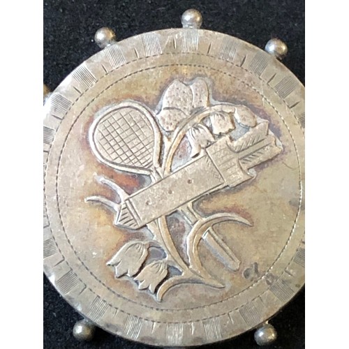 53 - VICTORIAN Sterling SILVER Pin / Brooch with sporting Design. Tennis racket and quiver.