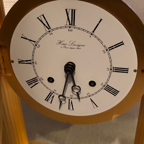 90 - Hour Lavigne French 4 kg clock with Swiss mechanism and key complete with original box and instructi... 