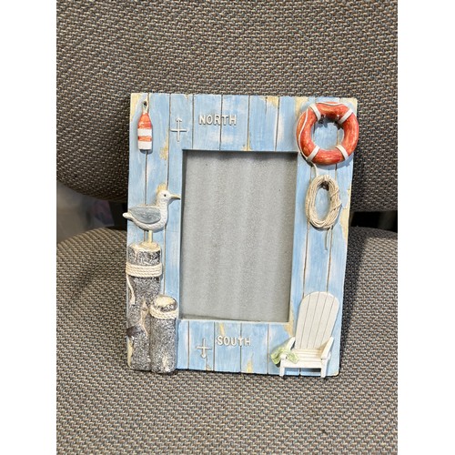 111 - Maritime, seaside style picture frame,