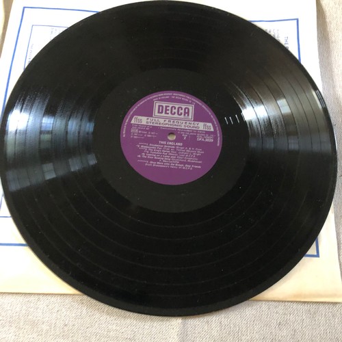 28 - This England. Decca Records. 2 LP set. DPA 3029/30