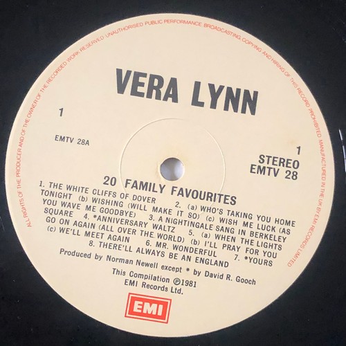 86 - Vera Lynn. 20 family favourites. EMI records. EMTV28