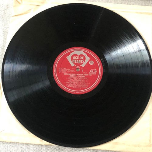 136 - Nothing was sweeter than the Boswell sisters. Ace of hearts mono AH116