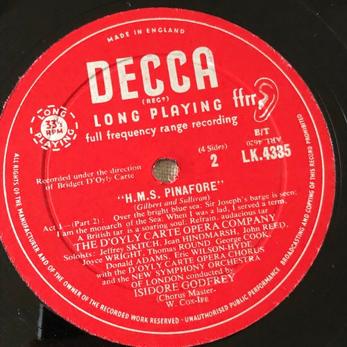 199 - HMS Pinafore. Complete with dialogue. Decca Records. LK4334/5