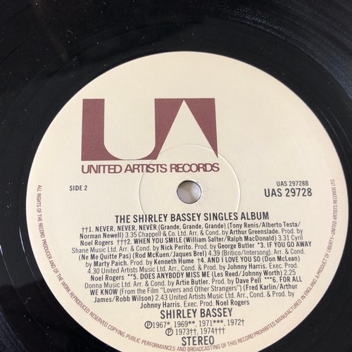 288 - The Shirley Bassey singles album. United artists records UAS 29728