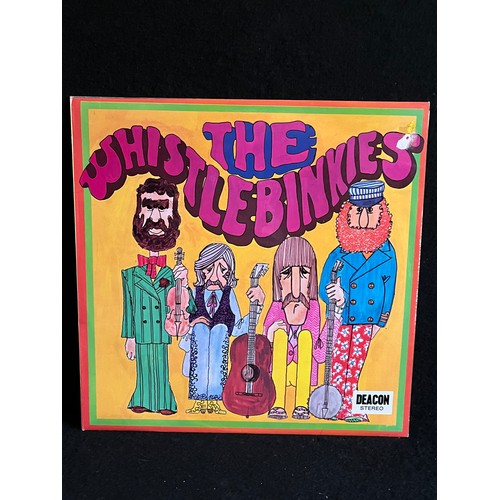 1032 - The whistlebinkies. Deacon records, DEA1053