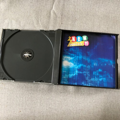 51 - Now That’s what I call music 11. Top 30 chart hits CD. Disc 1 missing