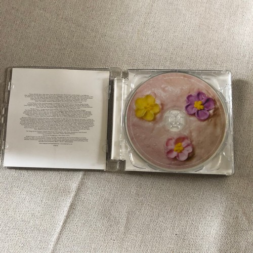 73 - Kate Nash. Made of bricks CD