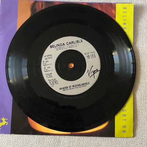 136 - Belinda Carlisle. Leave the light on / Shades of Michelangelo. Single. Virgin. VS 1210