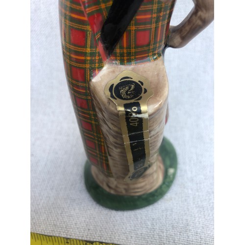 201 - Rutherfords Highland figurine. Glasgow, Scotland, Royal Stewart