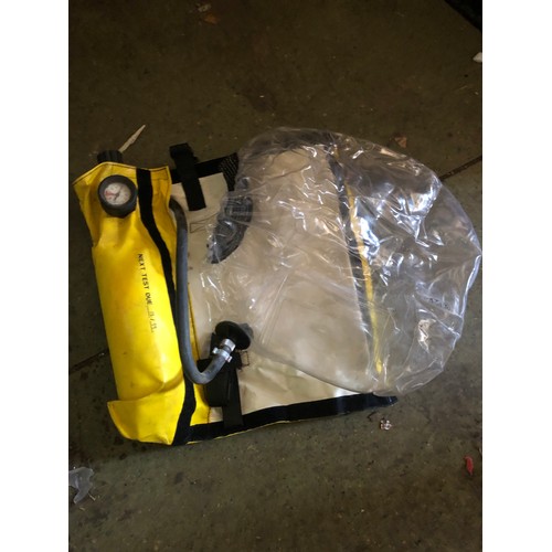 44 - Emergency breathing apparatus with plastic hood and air cylinder to give around 4 minutes breathing ... 