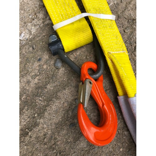 54 - MOD - Heavy duty 10 tonne lorry cargo ratchet strap.