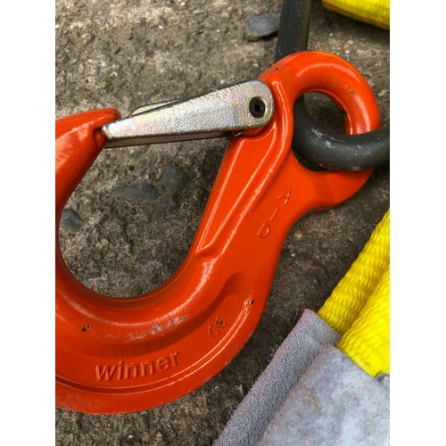 54 - MOD - Heavy duty 10 tonne lorry cargo ratchet strap.