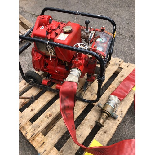 129 - MOD - Small Lister-Petter fire pump complete with 10m of hose. Seen and pictured working.