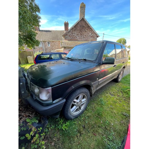 175 - Range Rover P38 4.0L Automatic with LPG gas conversion. Runs on LPG or Petrol. MOT till 9th Nov 2024... 