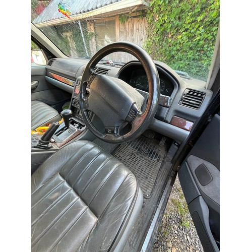 175 - Range Rover P38 4.0L Automatic with LPG gas conversion. Runs on LPG or Petrol. MOT till 9th Nov 2024... 