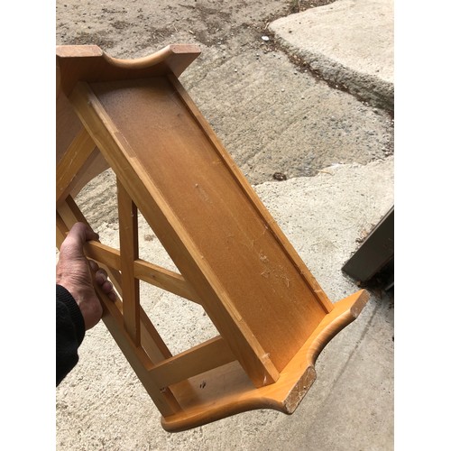 372 - Pine wood magazine rack