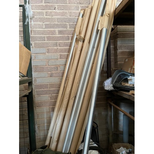 1084 - MOD - 1No. Aluminium pipes 9' x 2-7/8