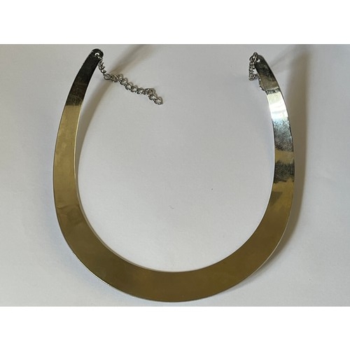 29 - Silver Plated Choker necklace