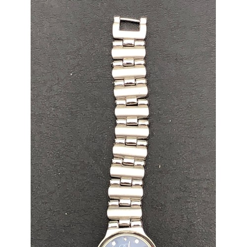 114 - Gucci branded Watch with Japanese quartz movement