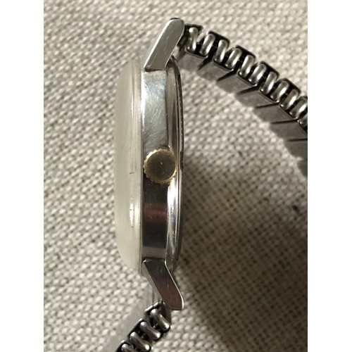 117 - Omega Seamaster 600 - Silver Dial - c.1960 with fixo-flex strap in good working order. Some light sc... 