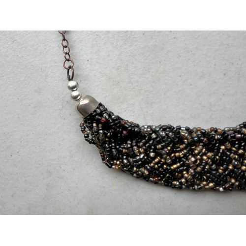 80 - Bead necklace